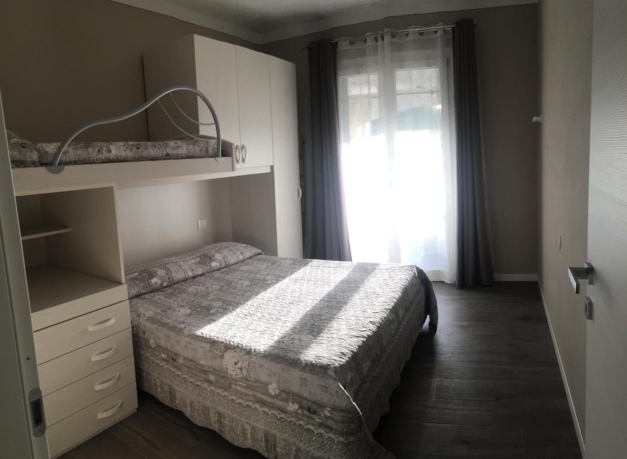 Residence Elegance Ville Ed Appartamenti A Porto Pino Eksteriør bilde