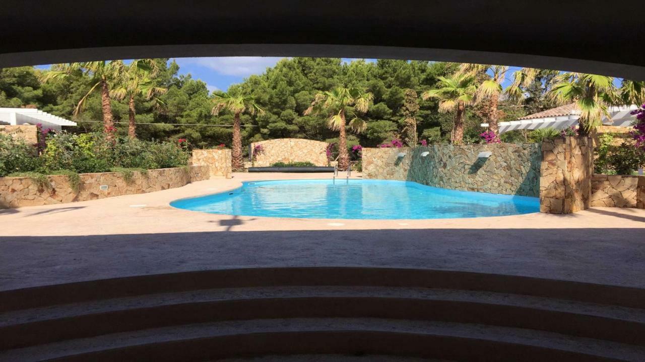 Residence Elegance Ville Ed Appartamenti A Porto Pino Eksteriør bilde